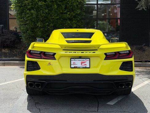 Used 2021 Chevrolet Corvette Stingray Convertible w/ Z51 Performance Package RWD image 13