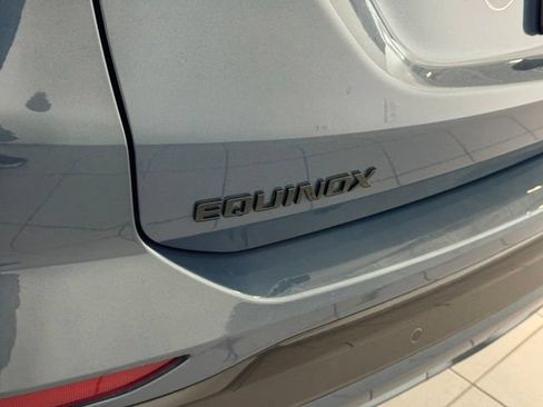 Used 2024 Chevrolet Equinox RS AWD/4WD image 44