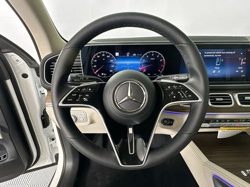 New 2026 Mercedes-Benz GLS 450 4MATIC image 11