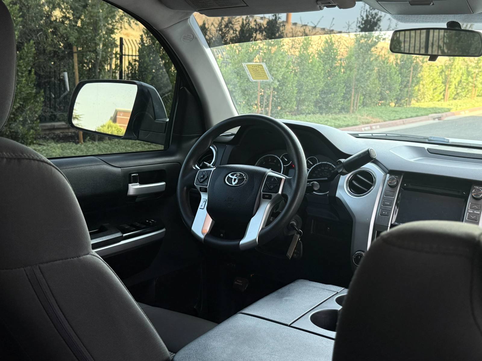 Used 2015 Toyota Tundra SR5 AWD/4WD image 37