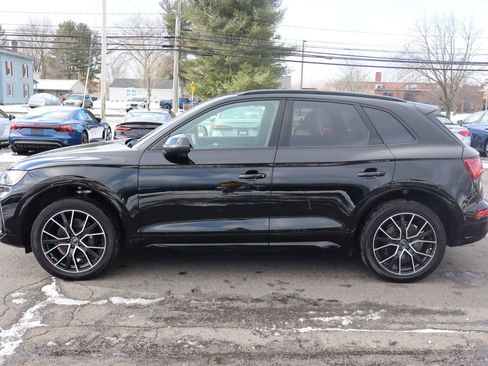 Used 2024 Audi SQ5 Premium Plus w/ Premium Plus Package image 8