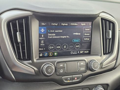 Used 2024 GMC Terrain AT4 image 23