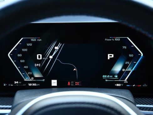 Certified 2024 BMW X7 M60i w/ Executive Package image 17