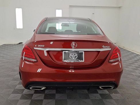 Used 2018 Mercedes-Benz C 300 4MATIC Sedan image 3