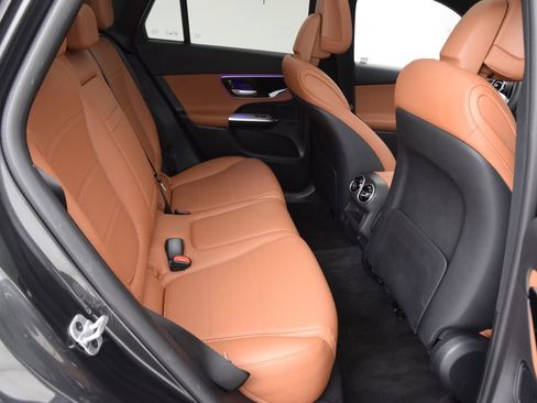 Certified 2025 Mercedes-Benz GLC 300 4MATIC image 19