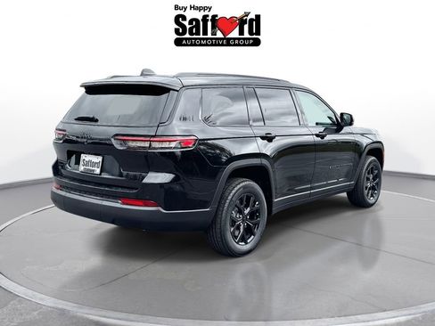 New 2025 Jeep Grand Cherokee L Altitude image 9