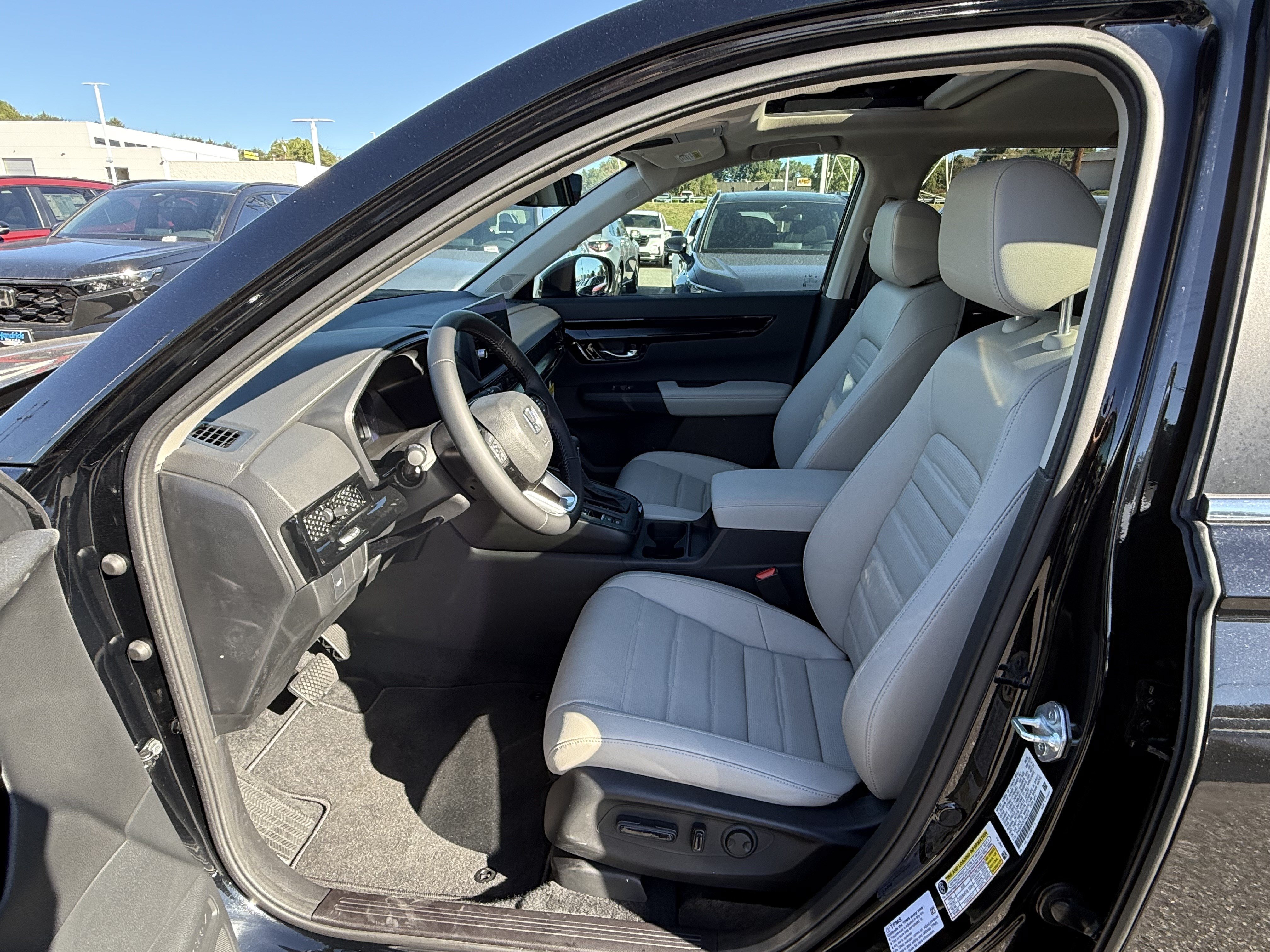 New 2027 Honda CR-V EX-L image 12