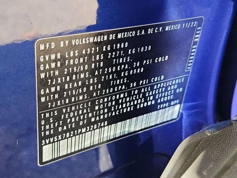 Used 2023 Volkswagen Taos SE image 32