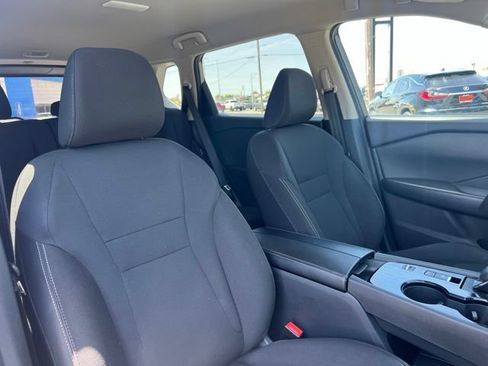 Used 2024 Nissan Rogue S FWD image 23