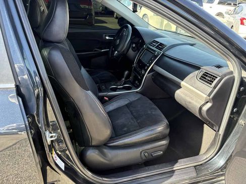 Used 2015 Toyota Camry XSE FWD image 26