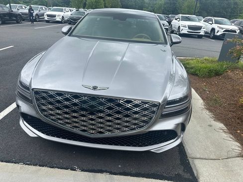 Used 2025 Genesis G80 2.5T Advanced AWD/4WD image 2