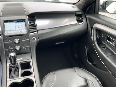 Used 2018 Ford Taurus SEL w/ Equipment Group 201A image 23