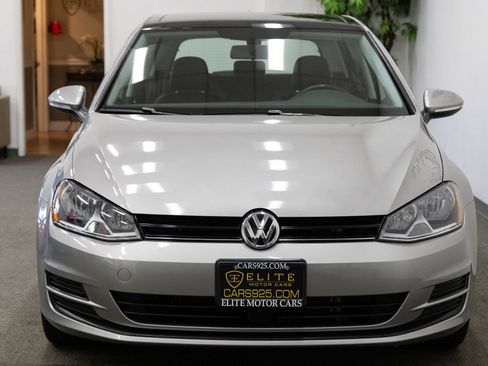 Used 2017 Volkswagen Golf S FWD image 12
