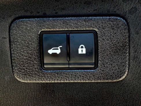 Used 2023 Nissan Armada SL w/ Cargo Package image 28