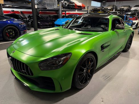 Used 2018 Mercedes-Benz AMG GT R image 11