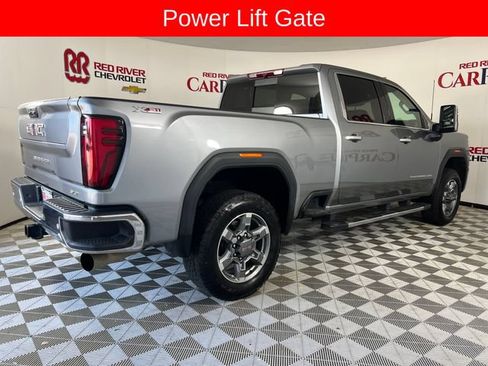 Used 2025 GMC Sierra 2500 SLT AWD/4WD image 9
