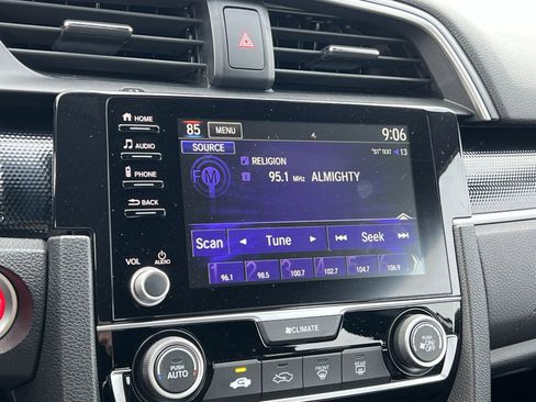 Used 2019 Honda Civic Sport image 18