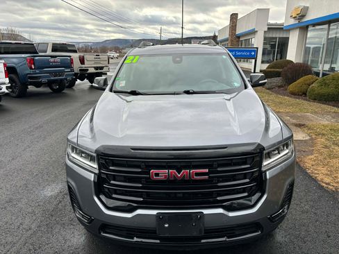 Used 2021 GMC Acadia SLE w/ Driver Convenience Package image 8