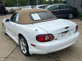 Used 2002 MAZDA MX-5 Miata LS image 6