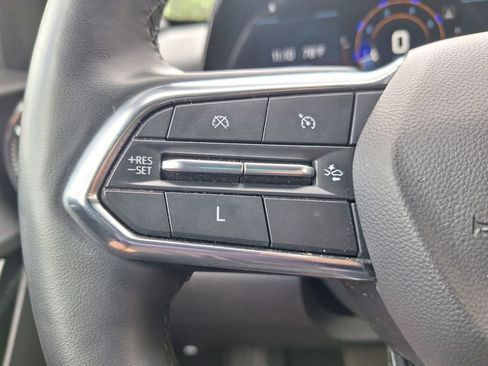 Used 2025 Chevrolet Equinox LT w/ Convenience Package II FWD image 13