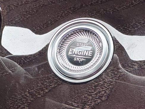 Used 2023 Mercedes-Benz E 450 Cabriolet image 31