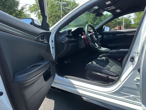 Used 2021 Honda Civic Sport image 2