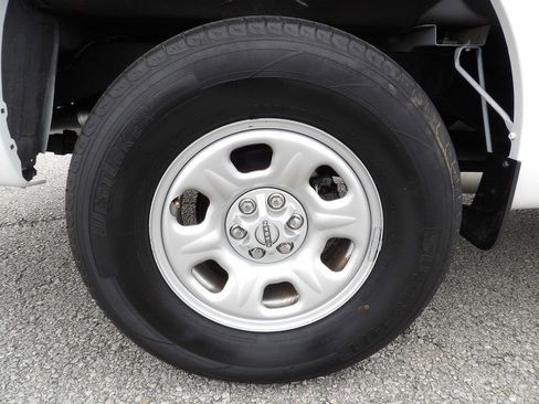 Used 2022 Nissan Frontier S image 49