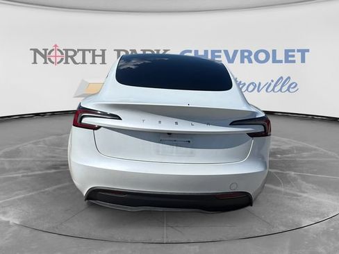 Used 2025 Tesla Model 3 Long Range RWD image 4