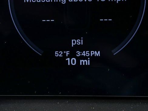 New 2026 Porsche Cayenne AWD image 9