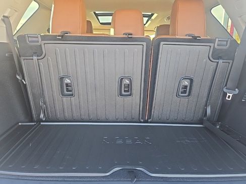 New 2025 Nissan Pathfinder Platinum image 50