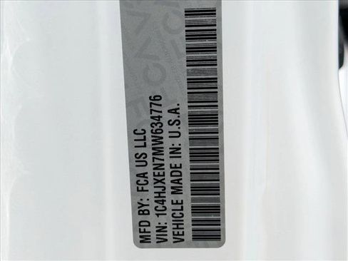 Used 2021 Jeep Wrangler Unlimited Sahara image 23