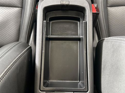 Used 2022 Buick Encore GX Essence w/ Experience Buick Package image 32