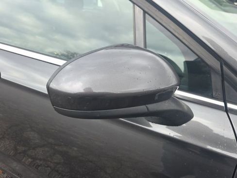 Used 2019 Ford Fusion SE image 6