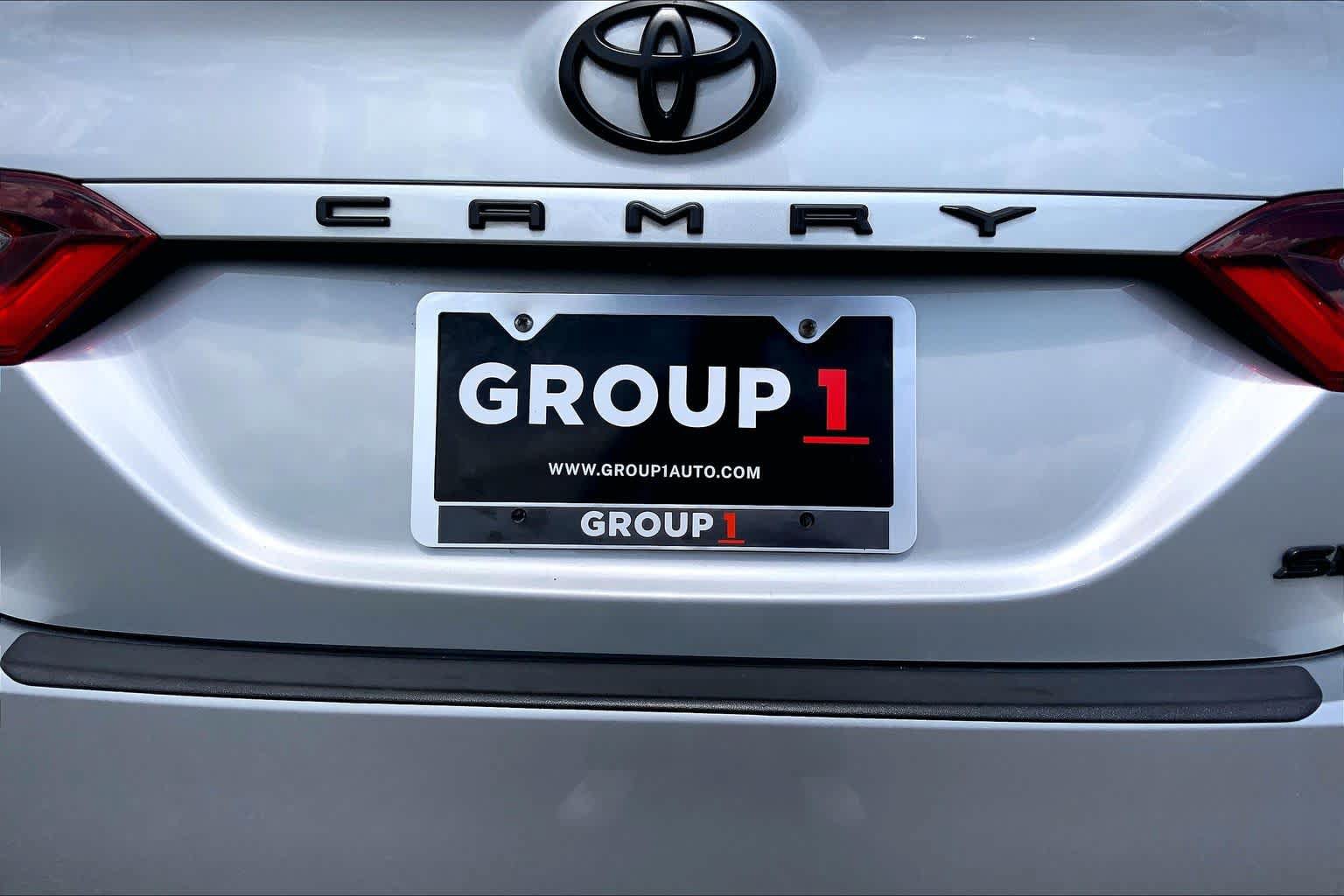 Used 2024 Toyota Camry SE FWD image 9