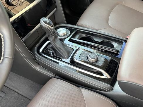 Used 2022 INFINITI QX80 Premium Select w/ Cargo Package AWD/4WD image 5