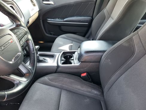 Used 2022 Dodge Charger SXT RWD image 26