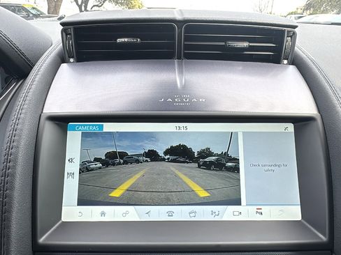 Used 2022 Jaguar F-TYPE Coupe image 16