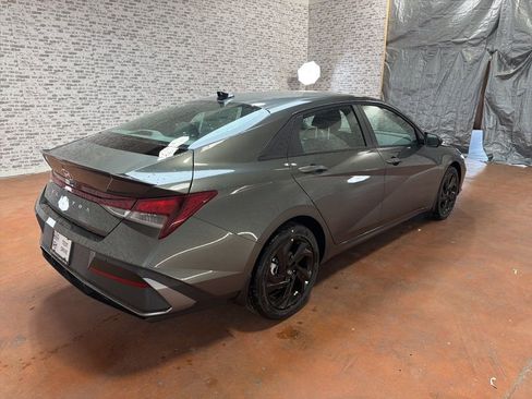 New 2026 Hyundai Elantra Sport image 7