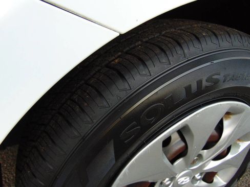 Used 2017 Hyundai Accent SE image 51