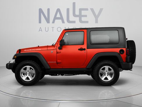 Used 2010 Jeep Wrangler Rubicon w/ PWR Convenience Group AWD/4WD image 2