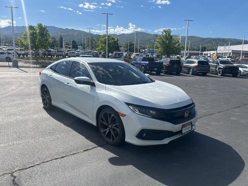 Used 2021 Honda Civic Sport image 2