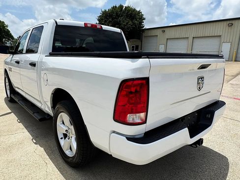 Used 2014 RAM 1500 Express RWD image 9