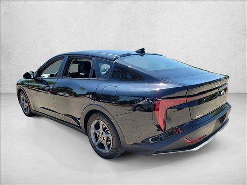 Used 2025 Kia K4 LXS image 7