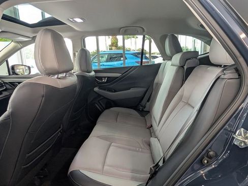 Used 2023 Subaru Outback Limited image 7