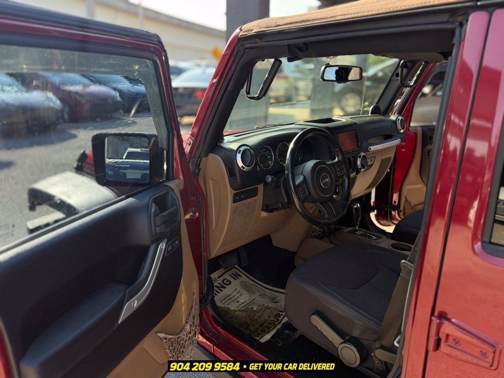 Used 2013 Jeep Wrangler Unlimited Rubicon w/ Connectivity Group AWD/4WD image 20