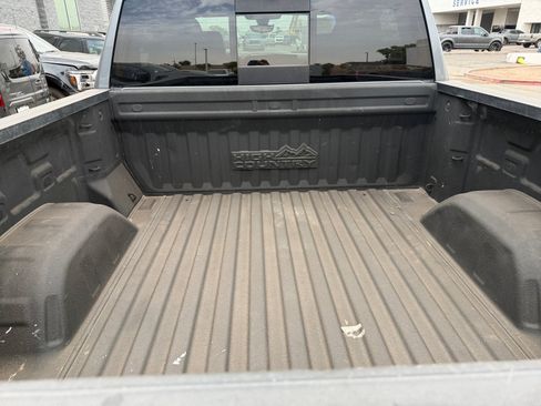 Used 2021 Chevrolet Silverado 1500 High Country w/ Technology Package AWD/4WD image 27