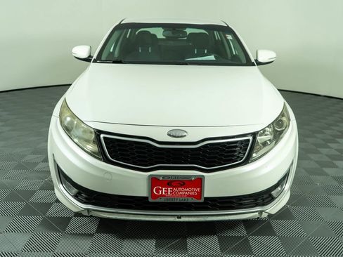 Used 2013 Kia Optima LX w/ Hybrid Convenience Pkg FWD image 2