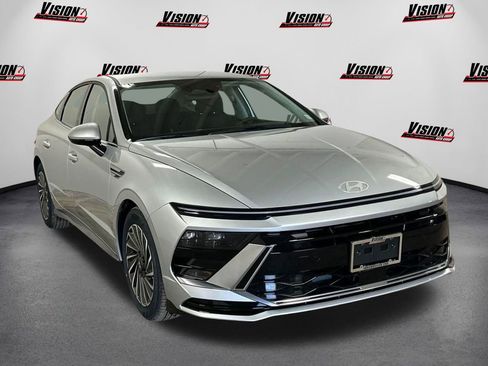 New 2025 Hyundai Sonata SEL image 3
