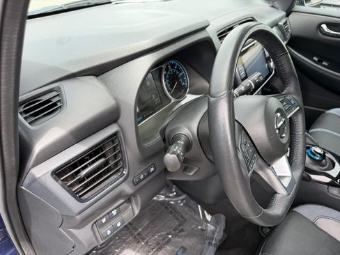 Used 2021 Nissan Leaf SL Plus FWD image 12