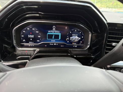 Used 2025 Chevrolet Silverado 1500 LT w/ Z71 Off-Road Package AWD/4WD image 18